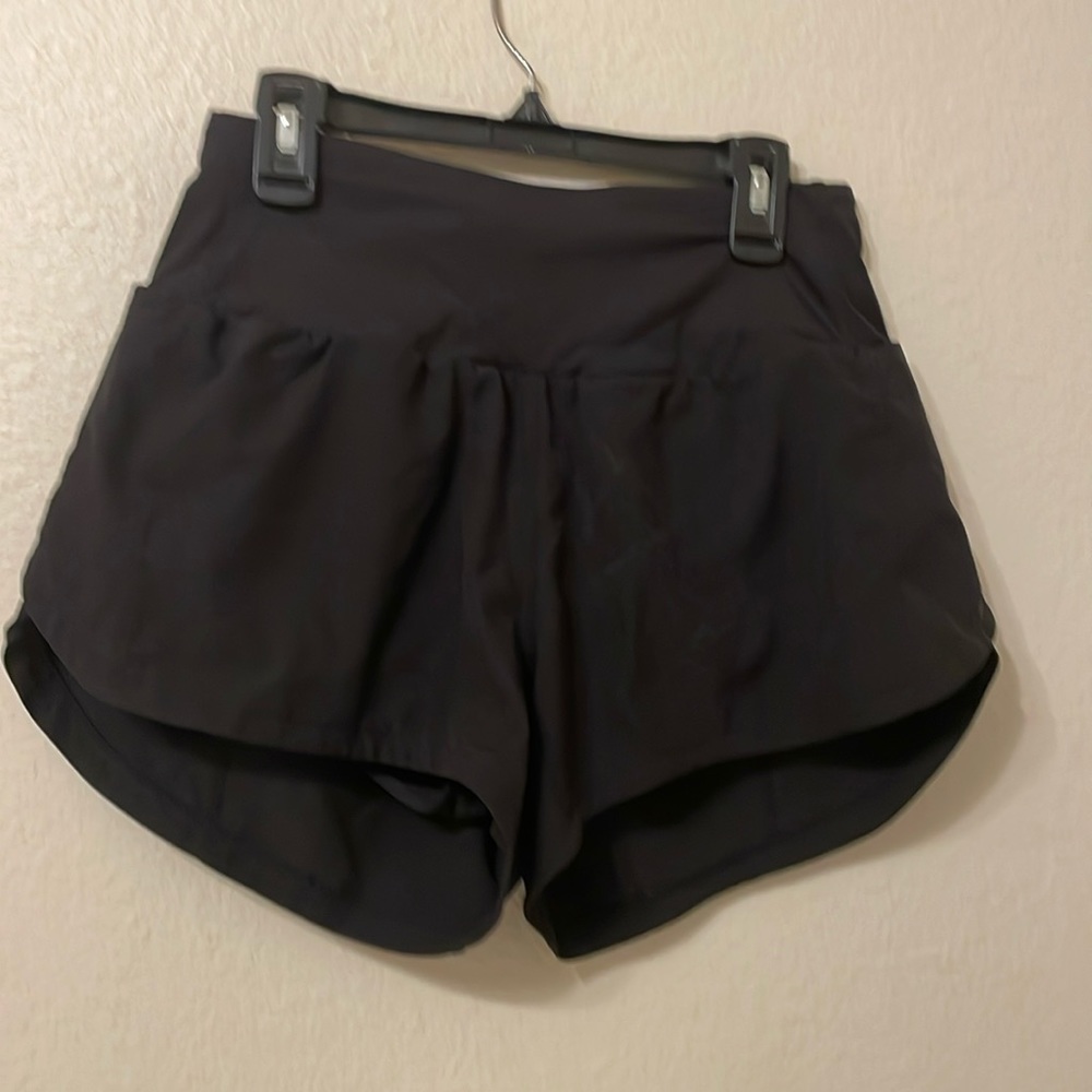 Cute black shorts